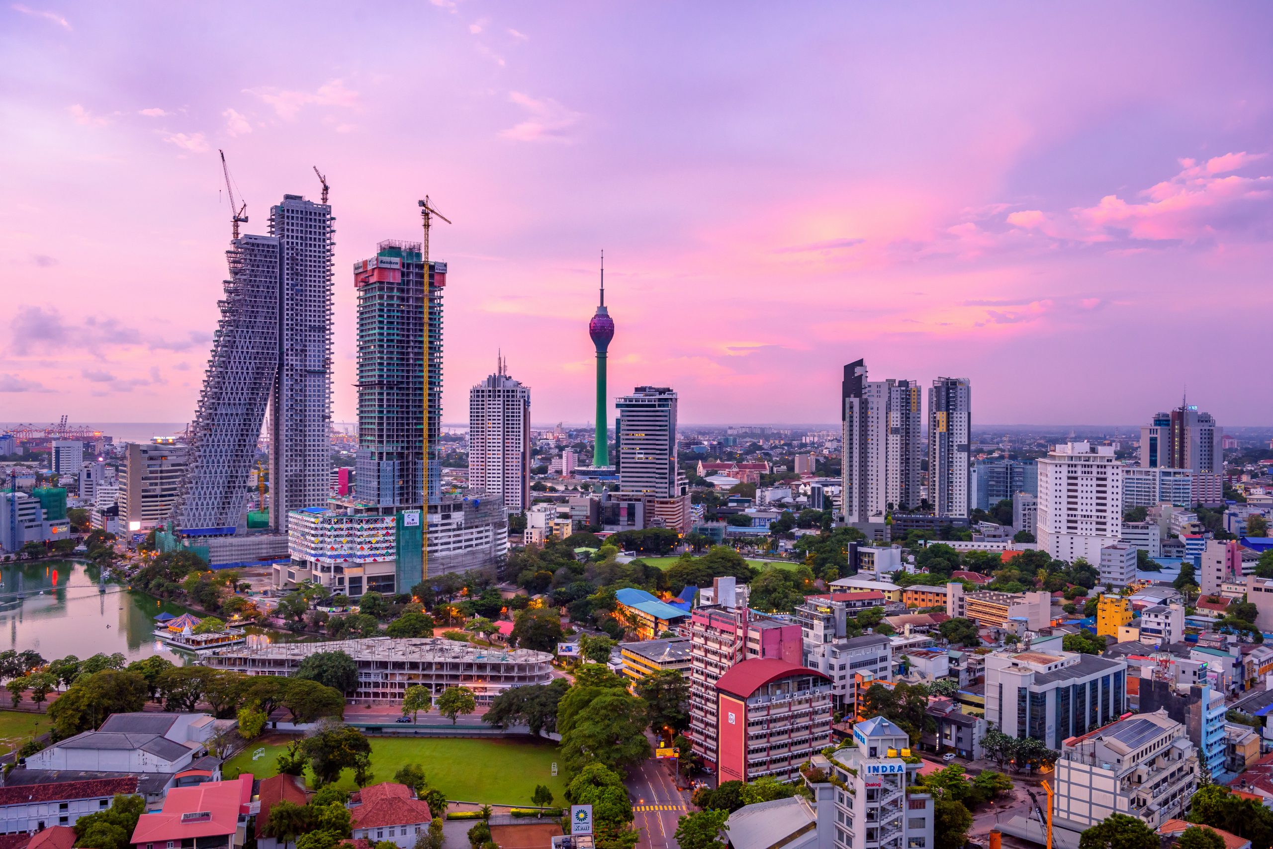 Sri Lankan Colombo kuvattuna auringonlaskussa